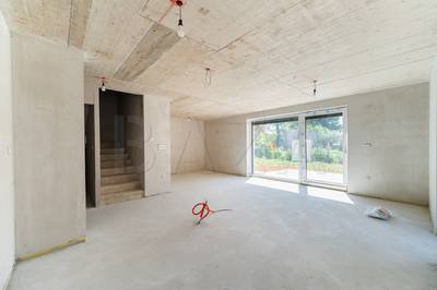image_3.jpg