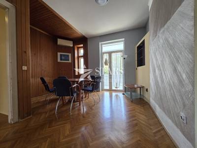 image_1.jpg