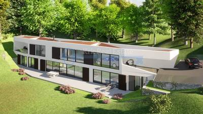 VRBNIK-ZAZIDLJIVO ZEMLJIŠČE S PROJEKTOM ZA LUKSUZNO VILO