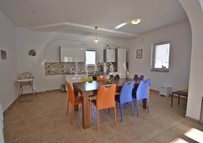 image_4.jpg