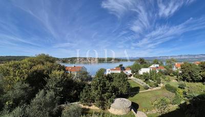 image_3.jpg