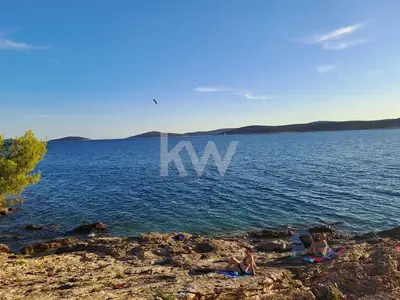 image_3.jpg