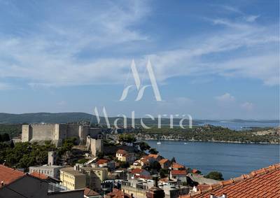 image_1.jpg