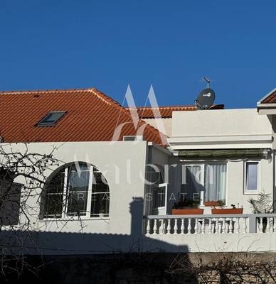 image_1.jpg
