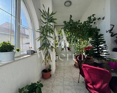 image_2.jpg