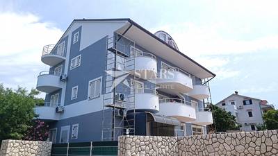 image_3.jpg
