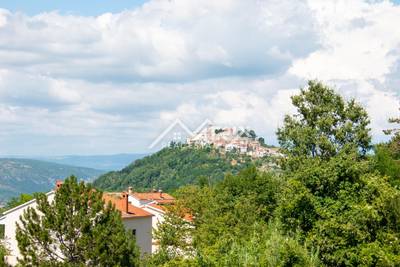 Motovun 1.935m2