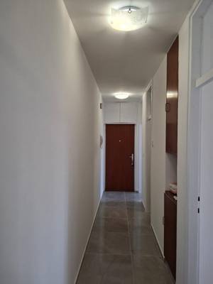 image_1.jpg
