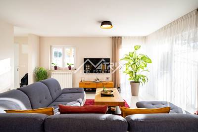 image_2.jpg