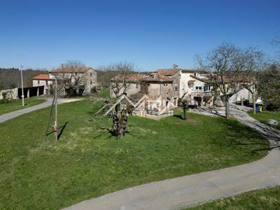 image_1.jpg
