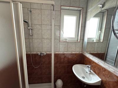 image_2.jpg