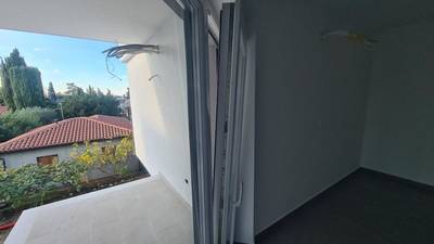 image_4.jpg