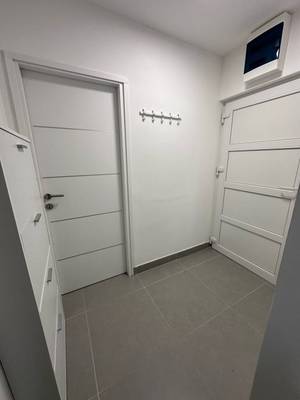 image_4.jpg