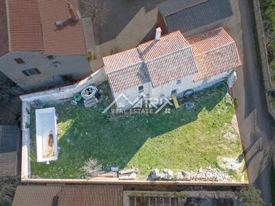 Istra – Avtentična kamnita hiša z razgledom na morje in bazenom vključenim v ceno