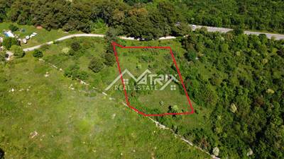 Buj okolica, zazidljivo zemljišče velikosti 1008 m²