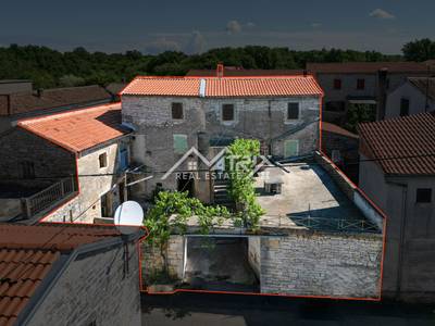 image_1.jpg