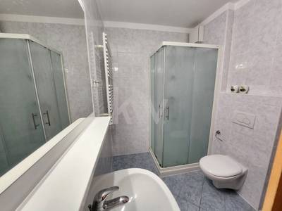 image_4.jpg