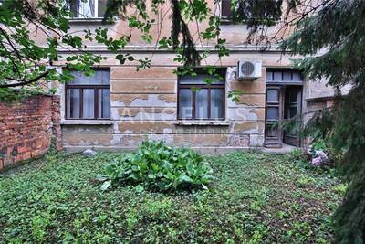 image_1.jpg