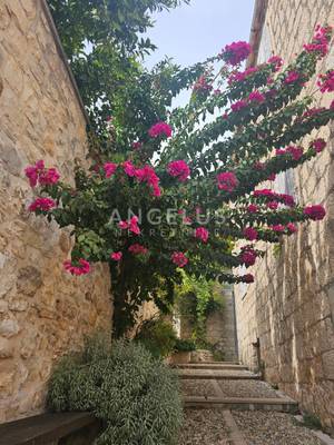 image_2.jpg