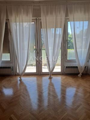 Hiša Folnegovićevo naselje, Peščenica - Žitnjak, 140m2