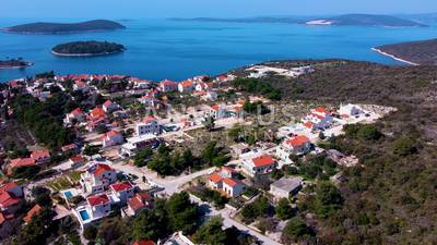 image_1.jpg