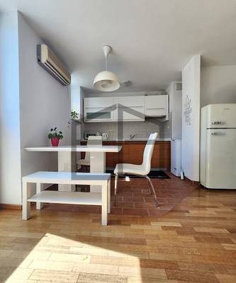 image_1.jpg
