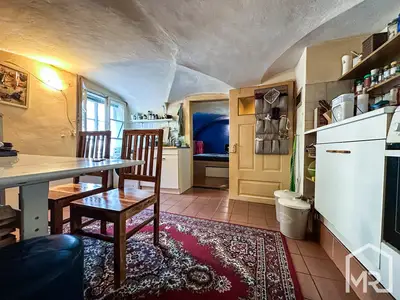 image_2.jpg