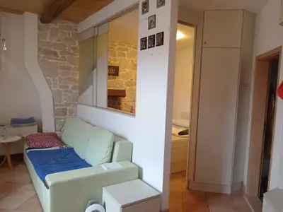 image_2.jpg