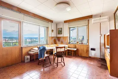 image_2.jpg